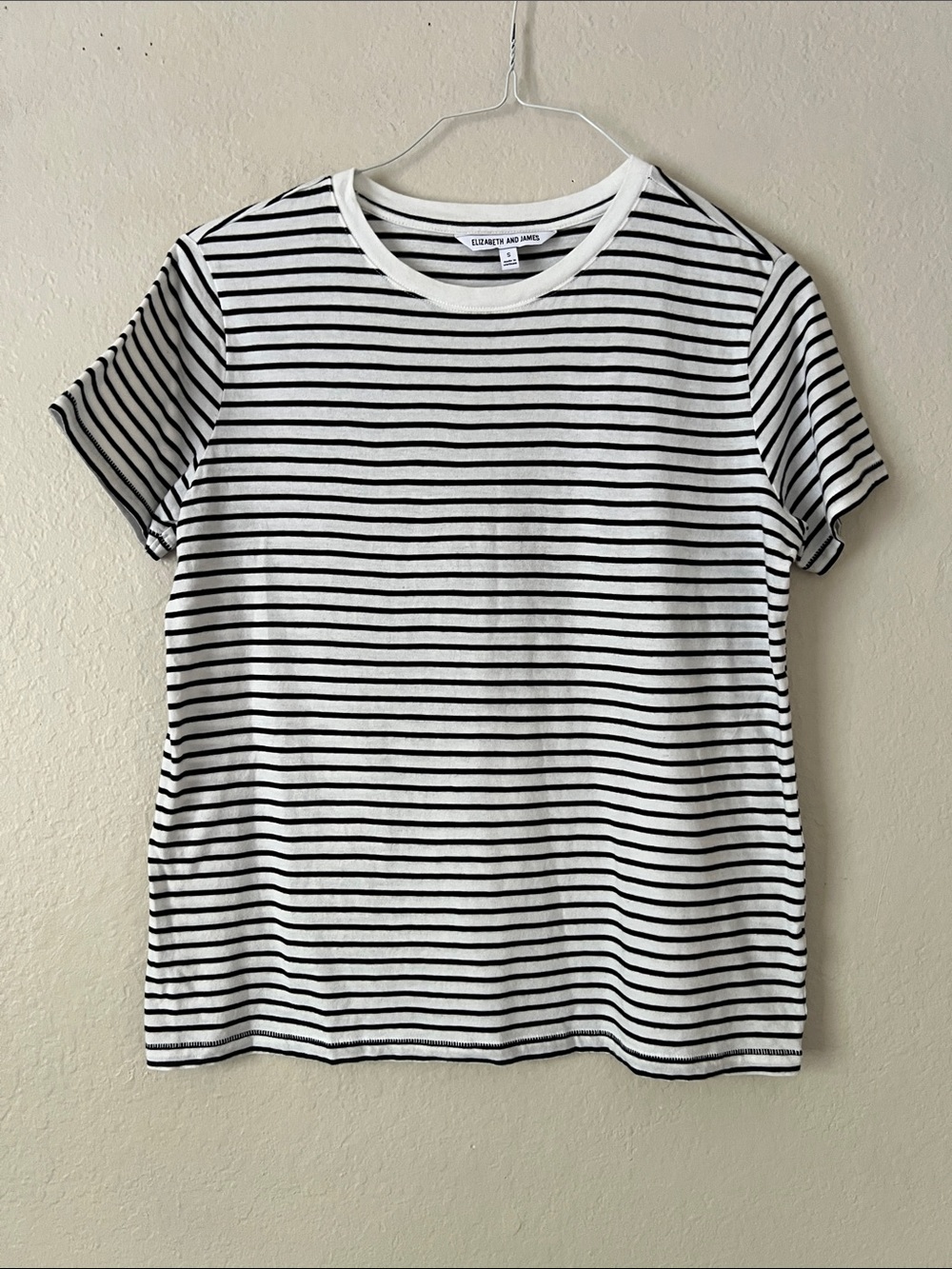 Like New! Elizabeth and James Organic Cotton Blk/Wht Striped Short-Sleeve Tee S
